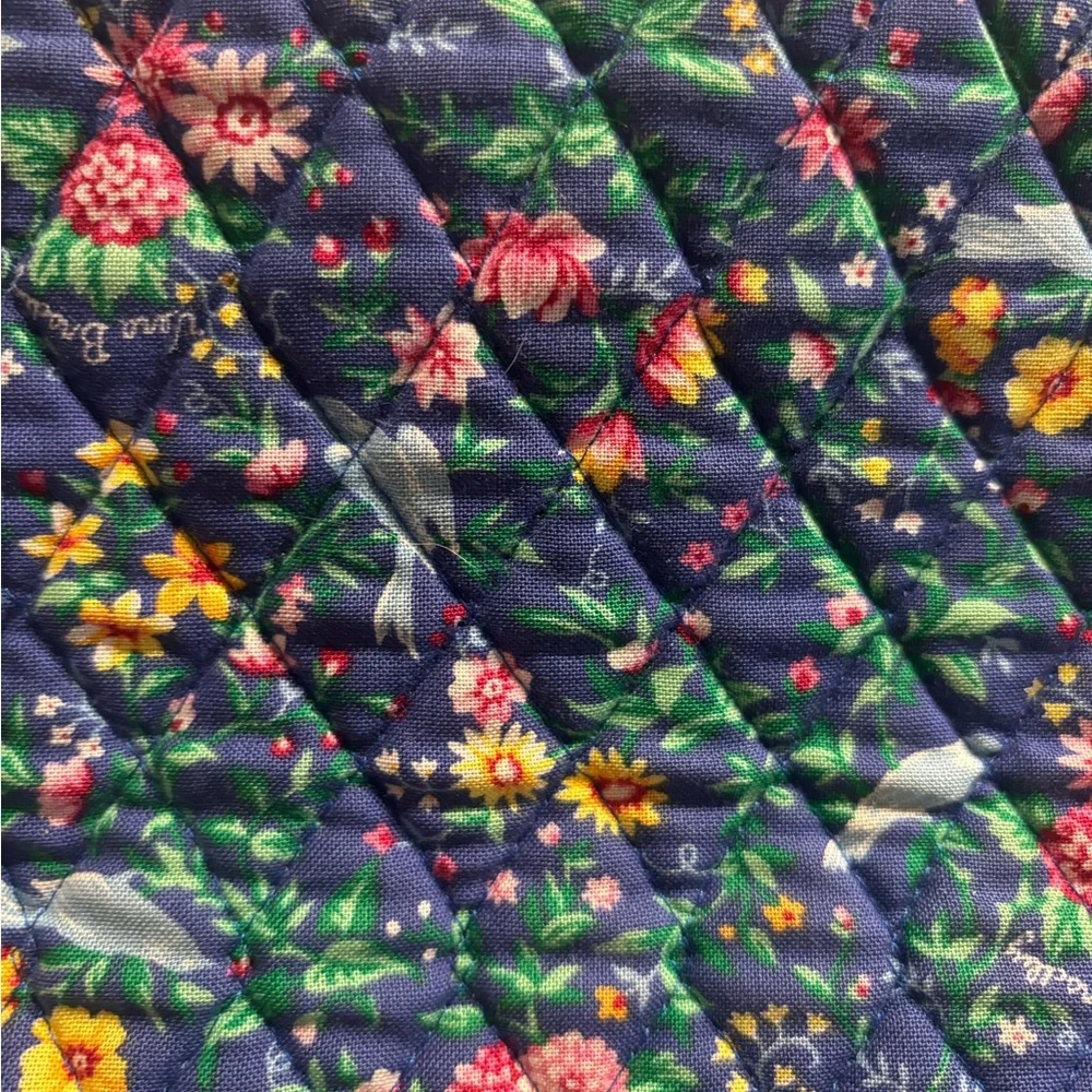 Vintage Vera Bradley Blue Quilted Shoulder Bag with Floral Pattern - Picture 2 of 3